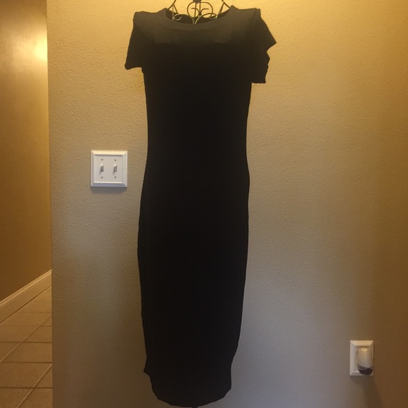 Cap Sleeve Bodycon Midi Dress - Picture 3 of 4